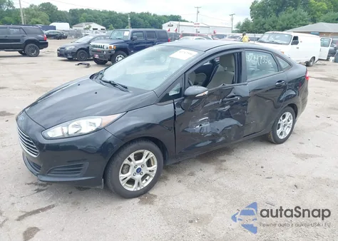 2014 Ford Fiesta Se z USA, uszkodzony, nr VIN 3FADP4BJXEM100501